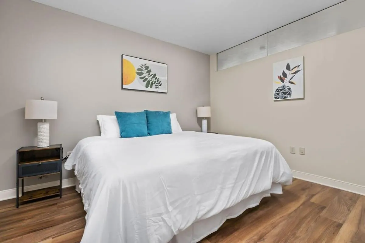 דירות פיטסבורג Sleek 2Br Downtown Retreat With Gym 0*,