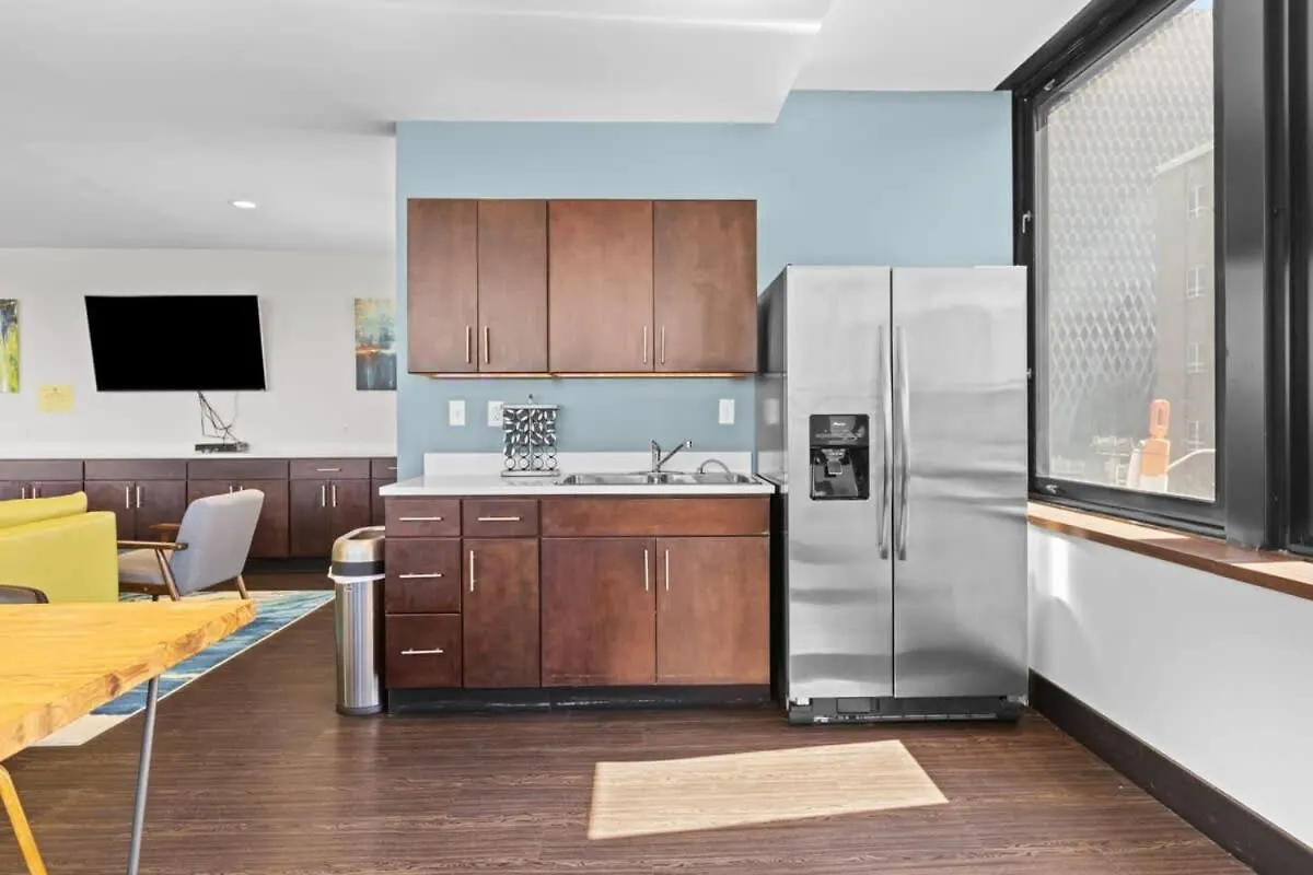 דירות פיטסבורג Sleek 2Br Downtown Retreat With Gym